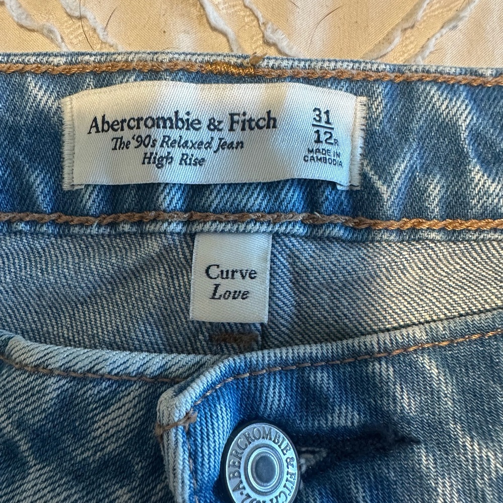 Abercrombie & Fitch High Rise Light Blue Jeans